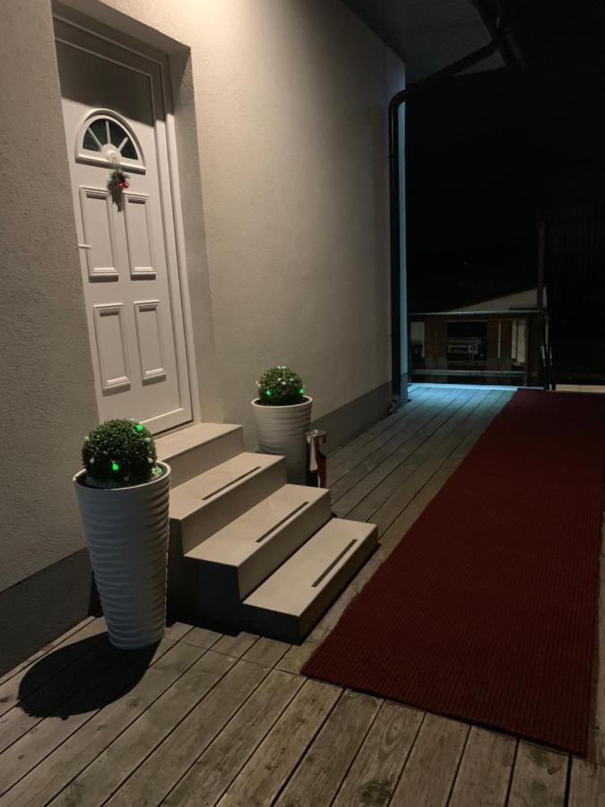 L&g Bed & Breakfast *