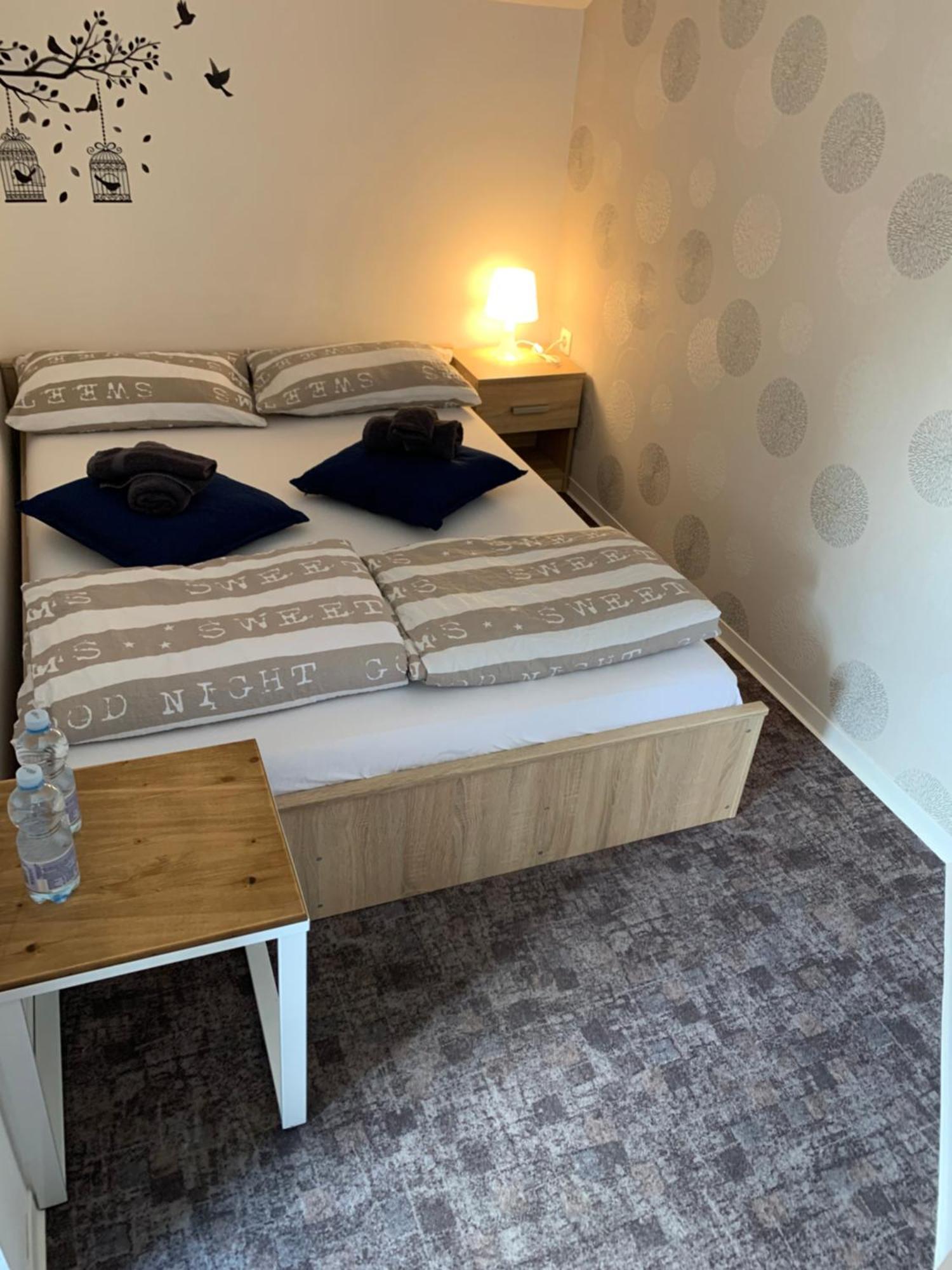 L&g Bed & Breakfast